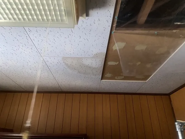 住宅の天井に使われている、ジプトーンって何？